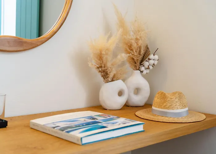 Alas Cycladic 4* איוס פרוקופיוס