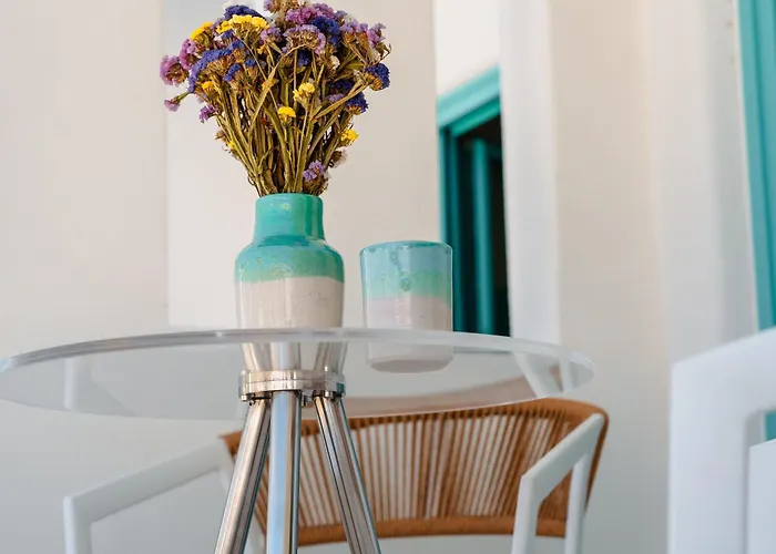 Alas Cycladic 公寓式酒店 4*